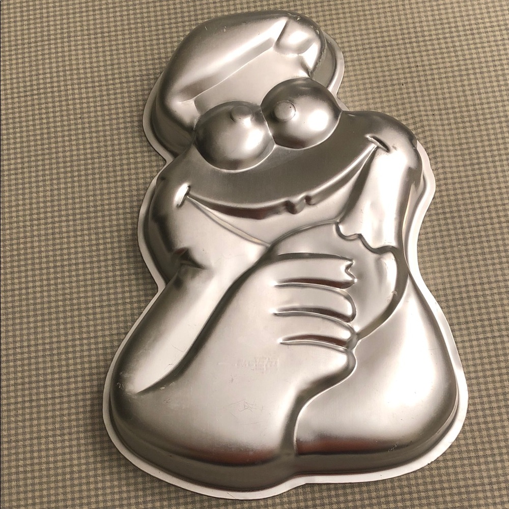 Wilton Cookie Monster Specialty Vintage 1977 Cake Pan Aluminum Sesame St. #1283